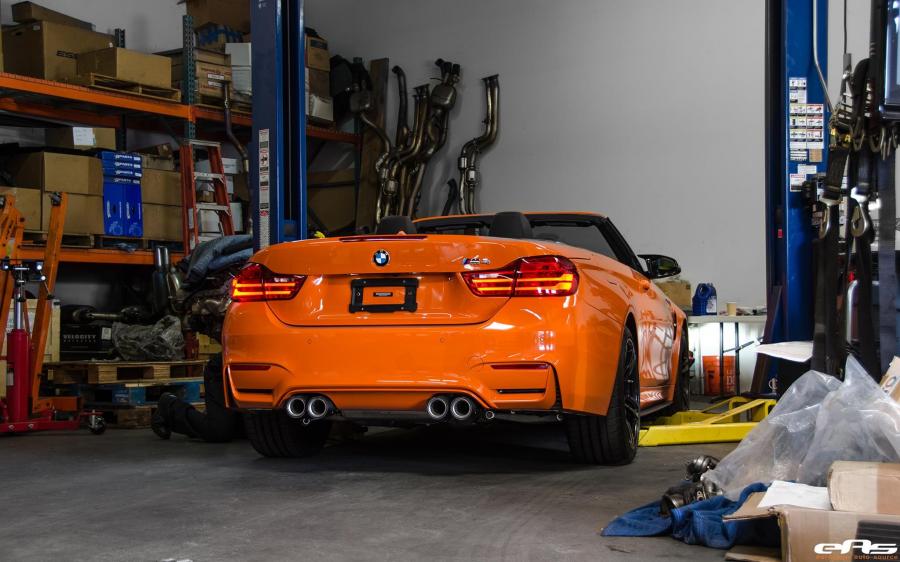  BMW M4 Convertible Individual Fire Orange by EAS 2016 года  (фото 18 из 25)